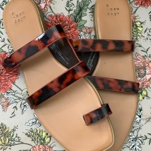 Cute tortoise print sandals